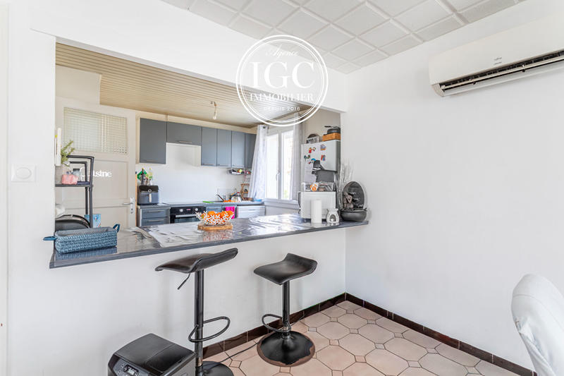 Maison - 200 m² - 4 pièces