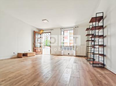 Maison - 85 m² - 4 pièces