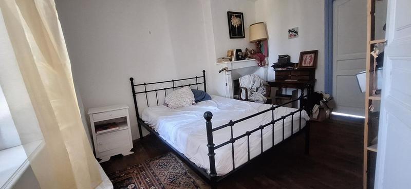 Maison - 230 m² - 8 pièces