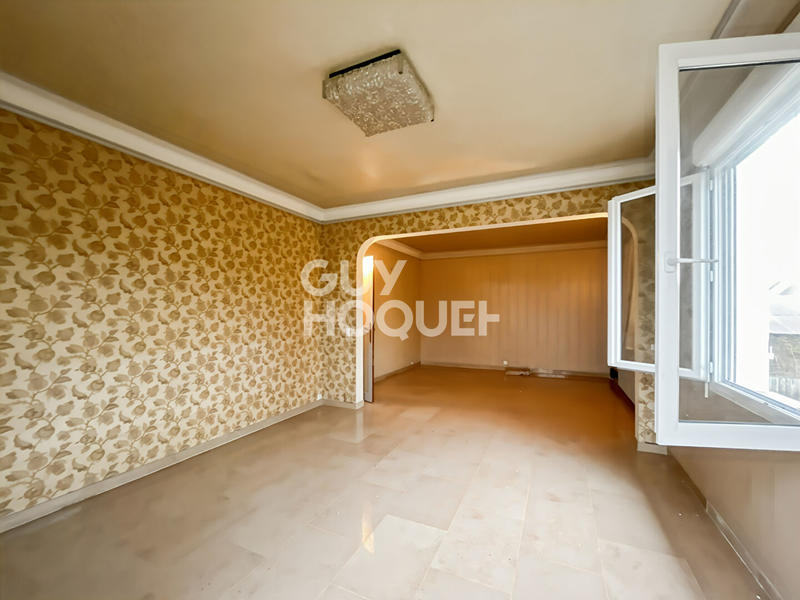 Maison - 206 m² - 8 pièces