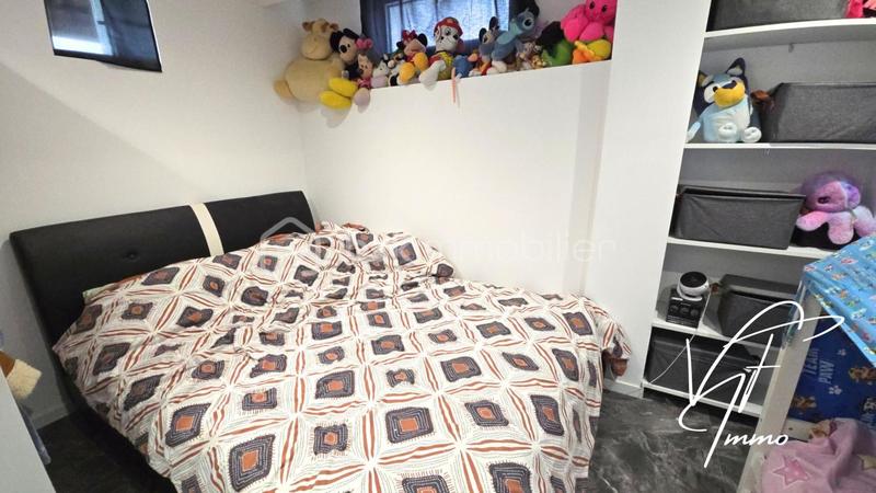 Maison - 92 m² - 5 pièces