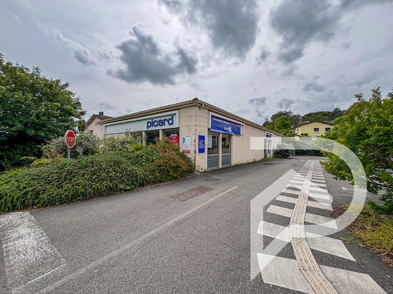 Local commercial - 300 m²