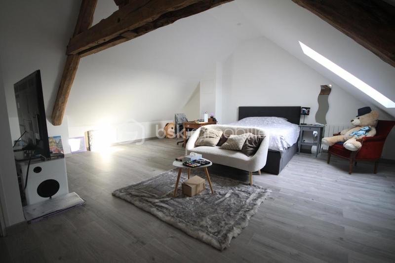 Maison - 85 m² - 4 pièces