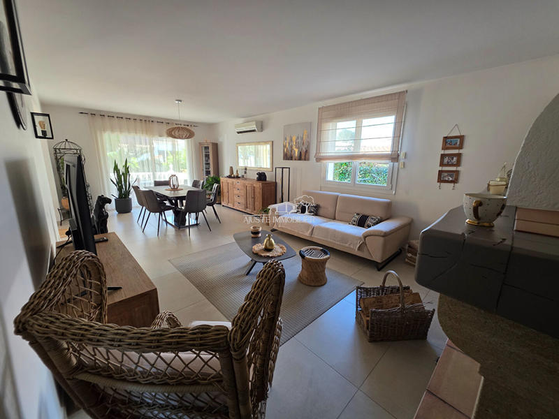 Maison - 125 m² - 5 pièces