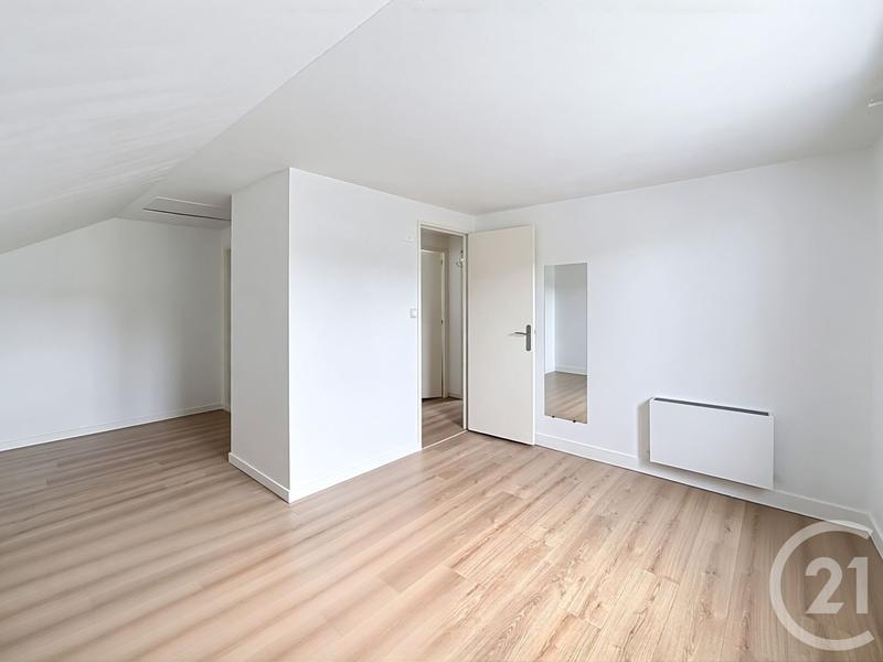 Maison - 121 m² - 6 pièces