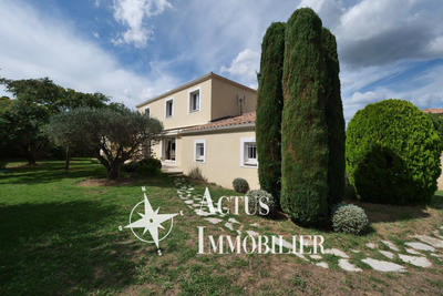 Maison - 190 m² - 6 pièces