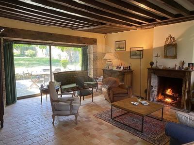 Maison - 166 m² - 6 pièces