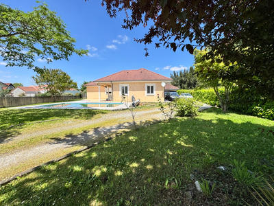 Maison - 140 m² - 5 pièces