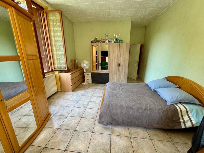 Appartement - 93 m² - 4 pièces