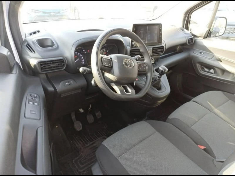 Toyota Proace City Medium 1.2l 110 Vvt-i Bvm6 Dynamic