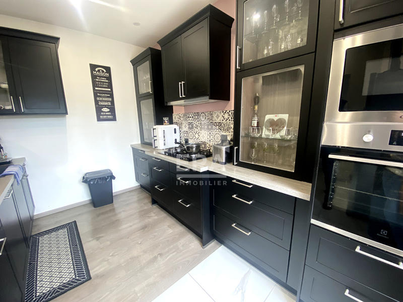 Maison - 108 m² - 5 pièces