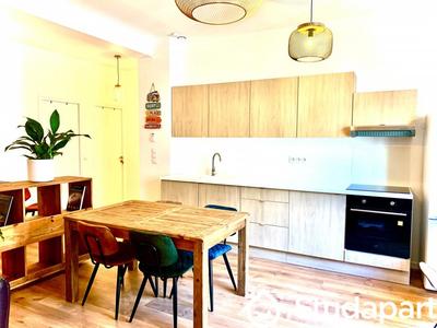 Chambre - 11 m² - 1 pièce