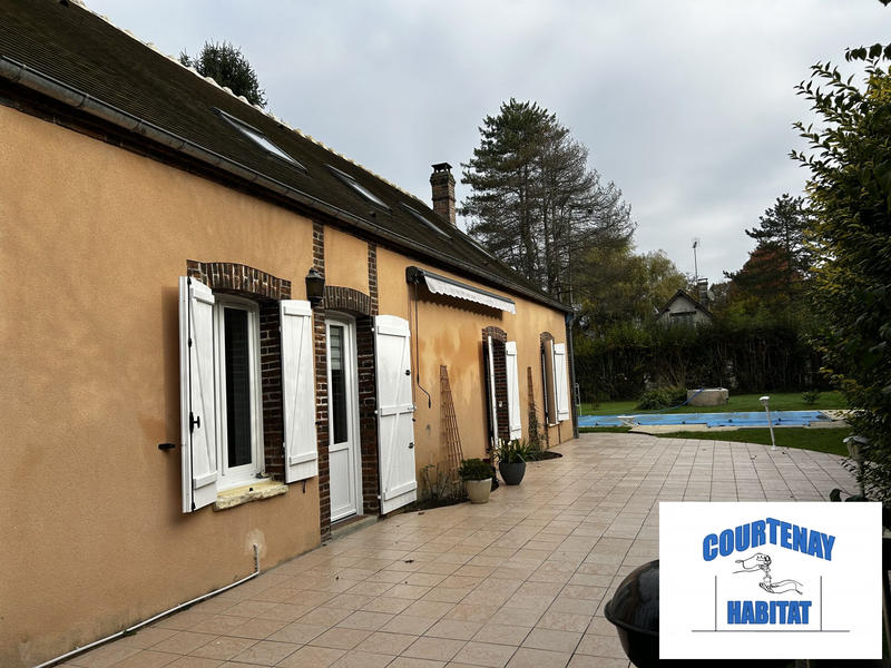 Maison traditionnelle - 145 m² - 6 pièces