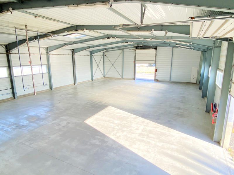 Local d'activités - 870 m²