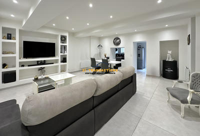 Appartement - 84 m² - 3 pièces