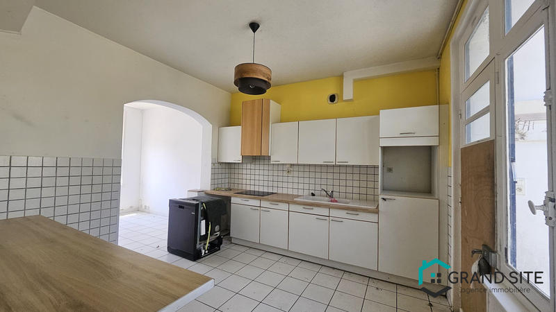 Maison - 99 m² - 5 pièces