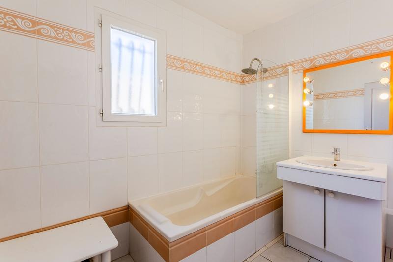 Maison - 114 m² - 6 pièces