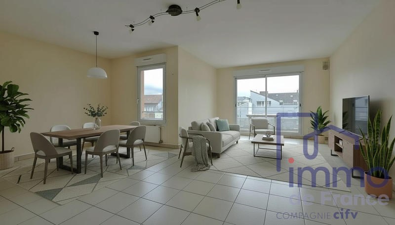 Appartement - 105 m² - 5 pièces