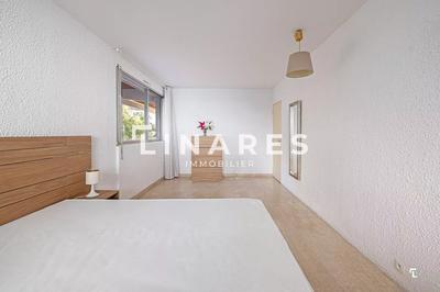 Appartement - 79 m² - 4 pièces