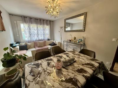 Maison - 86 m² - 4 pièces