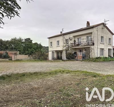 Maison - 185 m² - 11 pièces