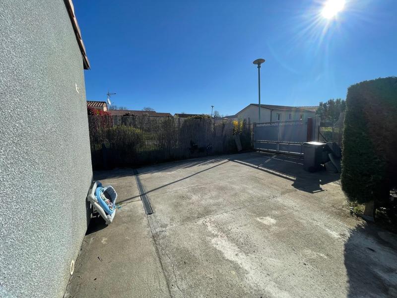 Villa - 80 m² - 5 pièces