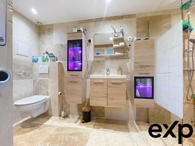 Maison - 200 m² - 7 pièces