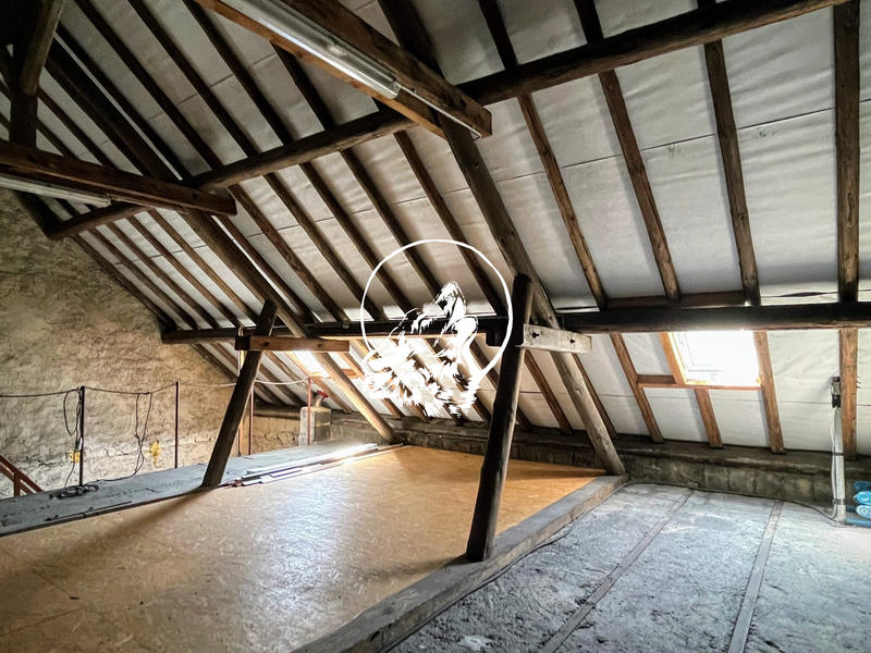 Maison - 141 m² - 5 pièces