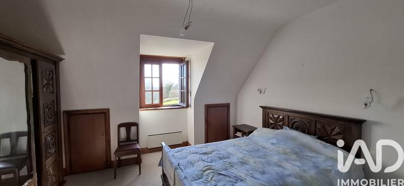 Maison - 180 m² - 7 pièces