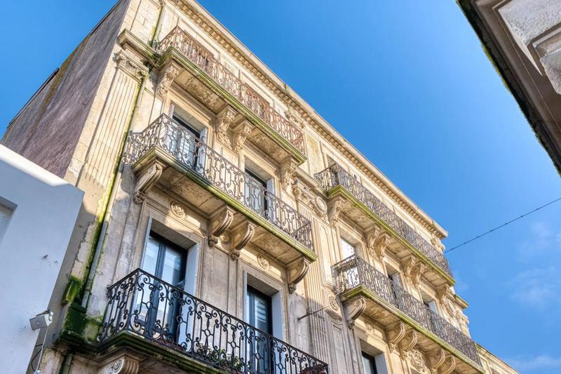 Appartement ancien - 132 m² - 6 pièces