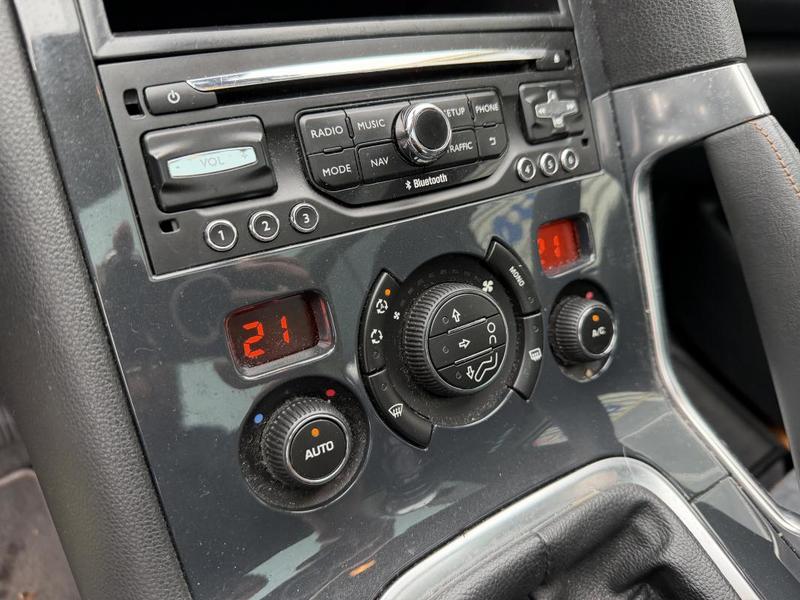 Peugeot 3008 Phase 2 2.0 HDi 150ch s&amp;S Bvm6 Crossway