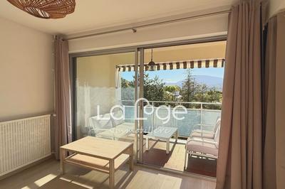 Appartement - 65 m² - 2 pièces