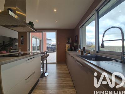 Maison - 170 m² - 6 pièces