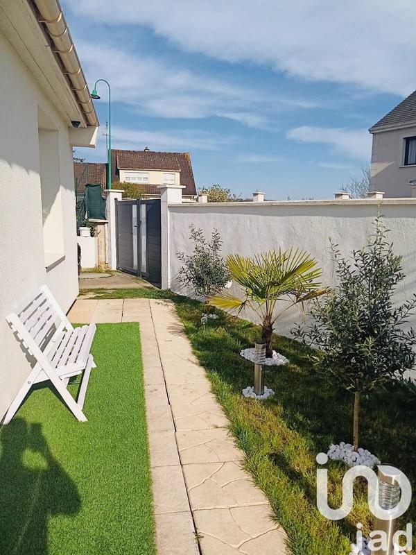 Maison - 98 m² - 6 pièces