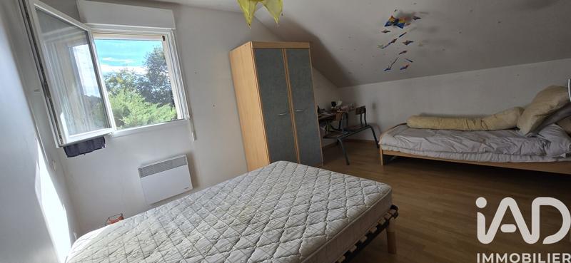 Maison - 216 m² - 8 pièces