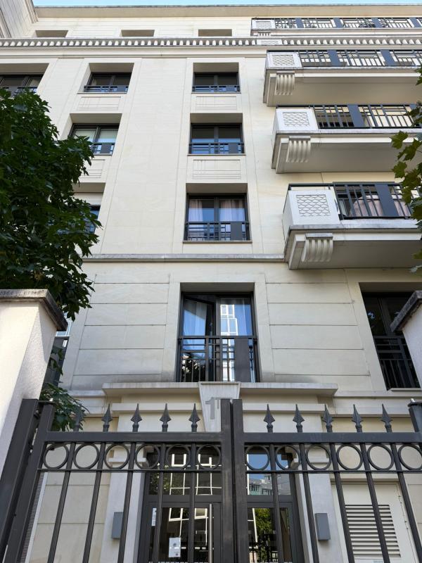 Appartement - 70 m² - 1 pièce