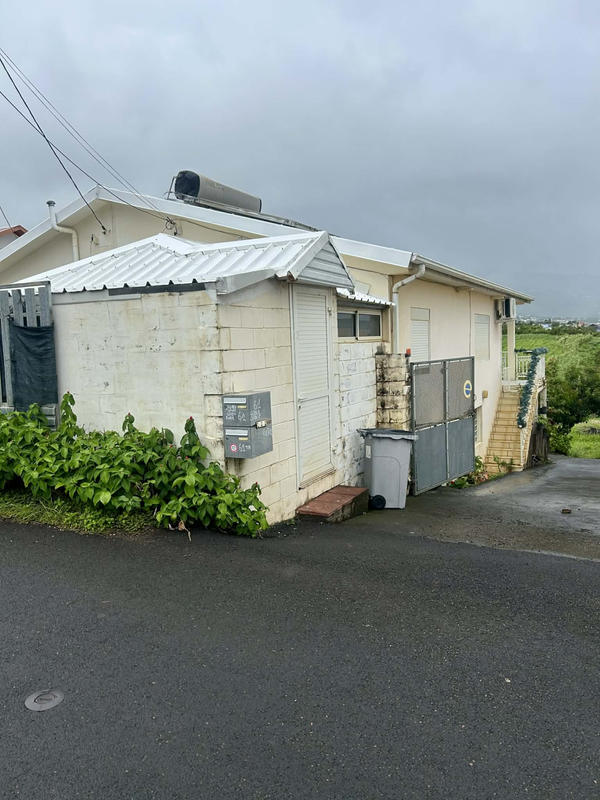 Maison - 260 m² - 8 pièces