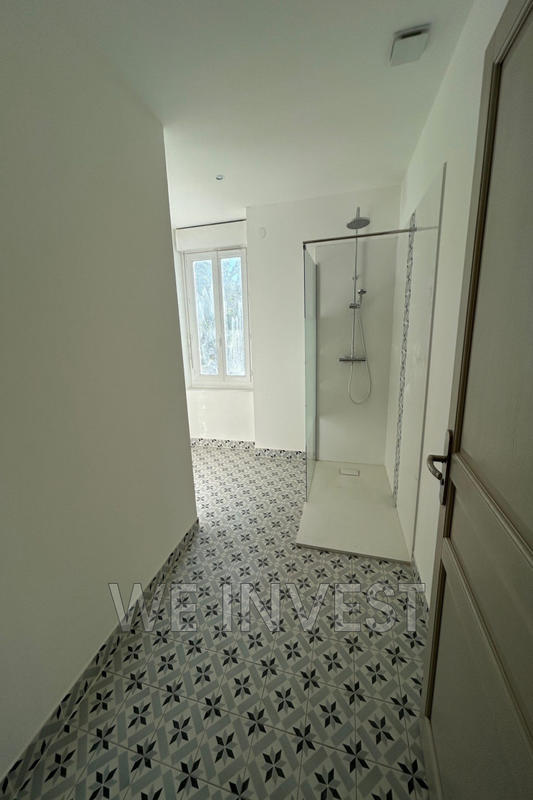 Maison - 180 m² - 6 pièces