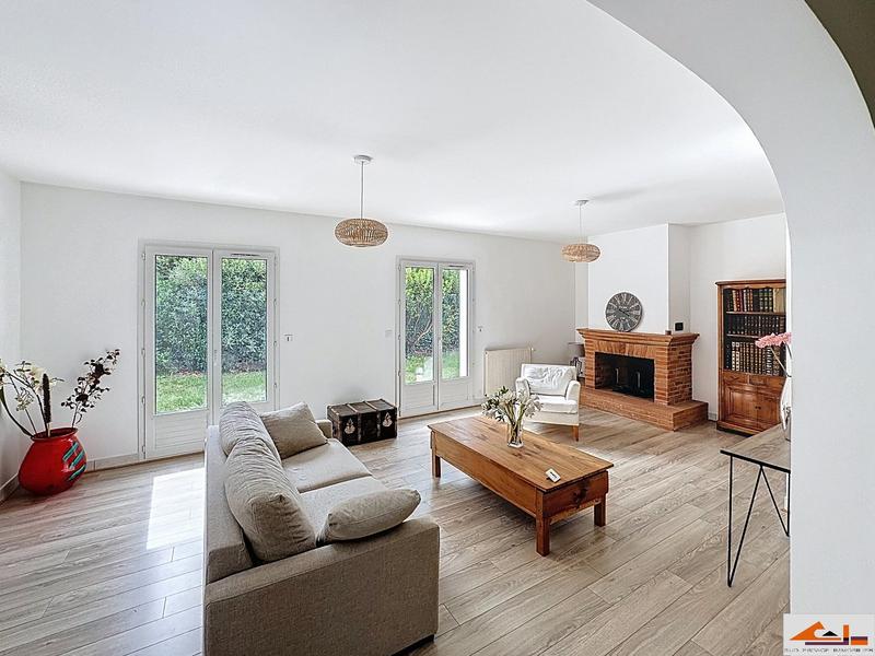 Maison - 184 m² - 7 pièces