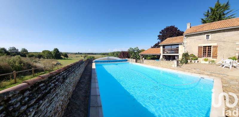 Maison - 200 m² - 5 pièces