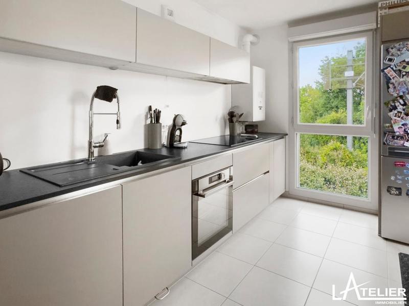 Appartement - 83 m² - 4 pièces