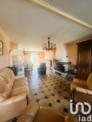 Maison - 150 m² - 7 pièces