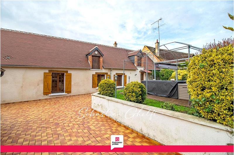 Maison - 97 m² - 5 pièces