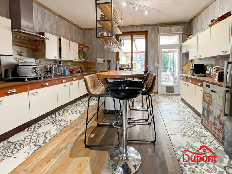 Maison ancienne - 157 m² - 7 pièces