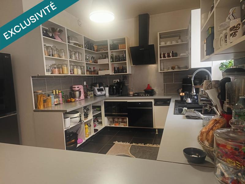 Maison - 200 m² - 9 pièces