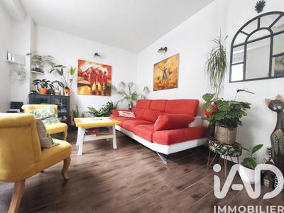 Maison - 93 m² - 4 pièces