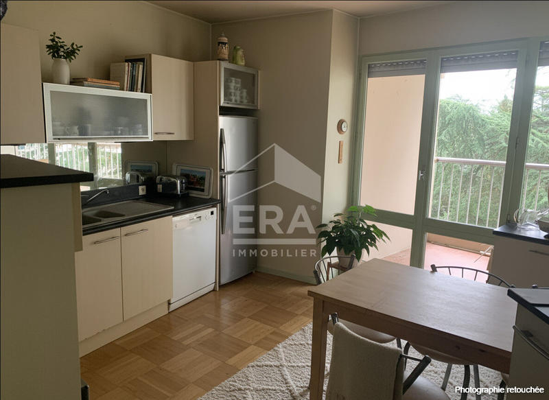 Appartement - 95 m² - 5 pièces