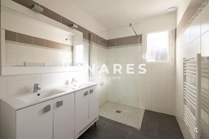 Maison - 122 m² - 5 pièces