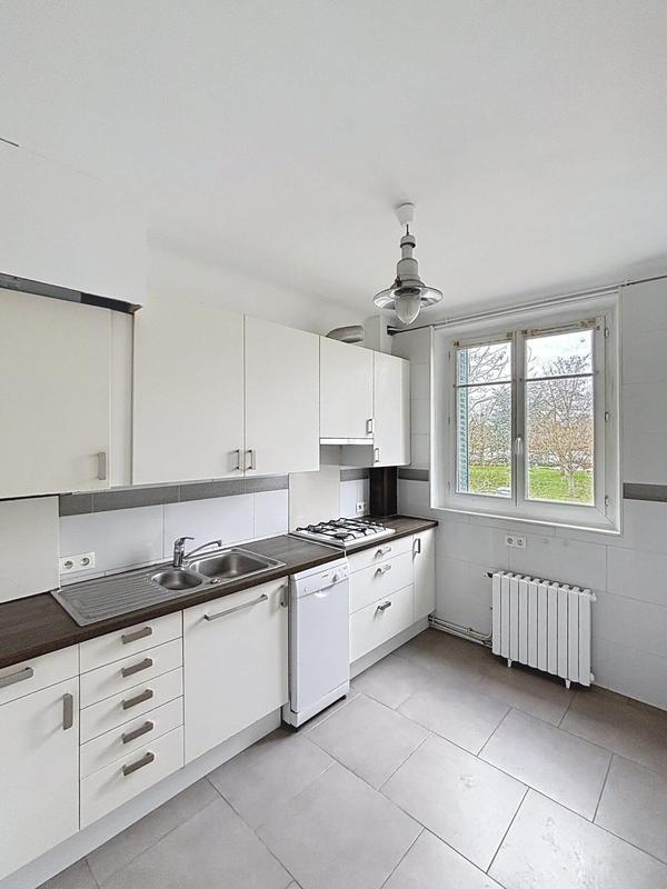 Appartement - 82 m² - 4 pièces