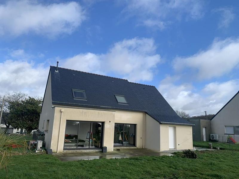 Maison - 102 m² - 5 pièces